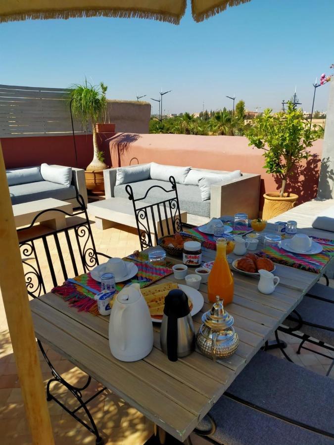 Riad Hel'Lo Marrakesh Buitenkant foto